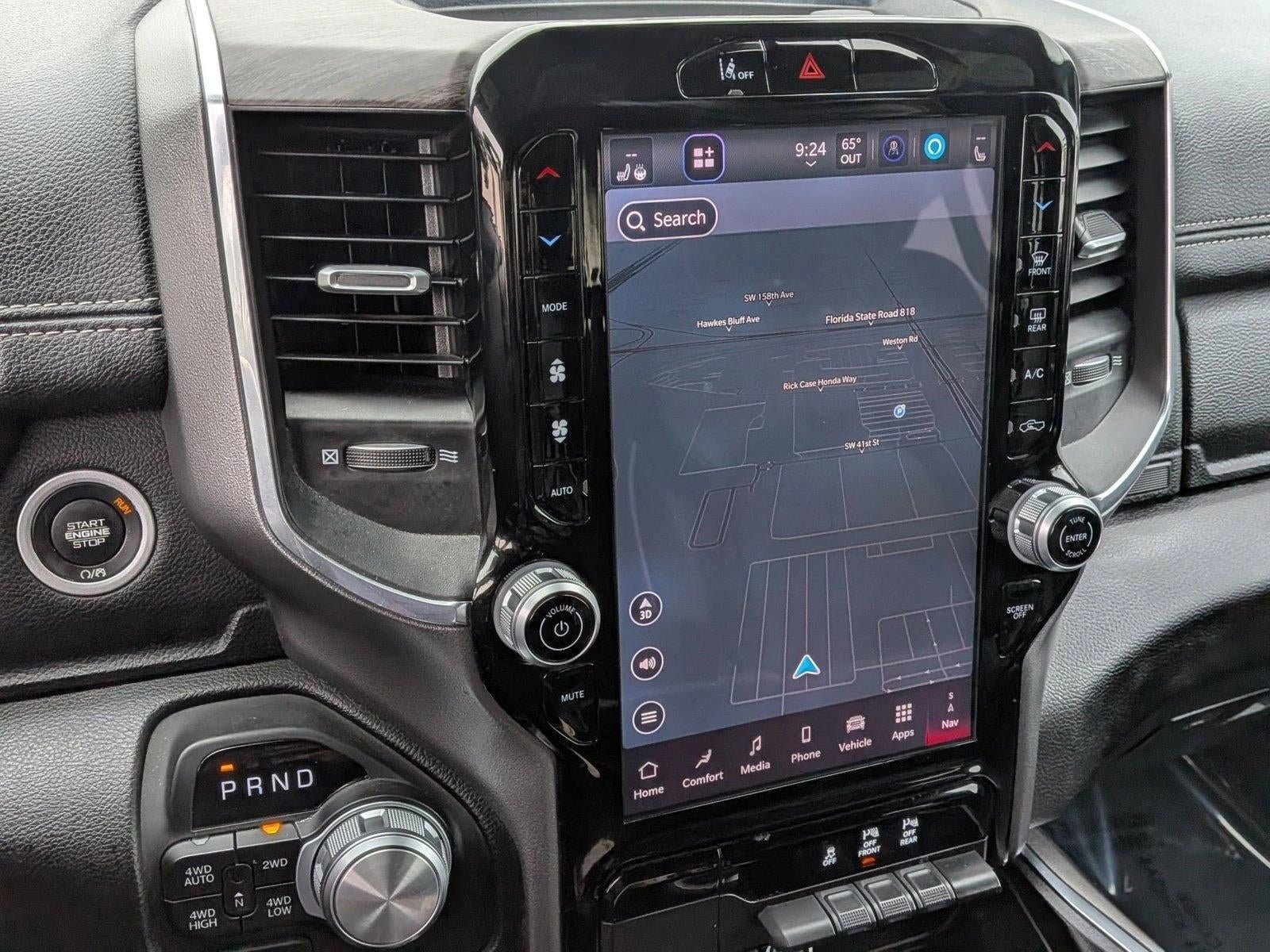 2025 RAM 1500 Laramie 4x4 Crew Cab 5'7" Box