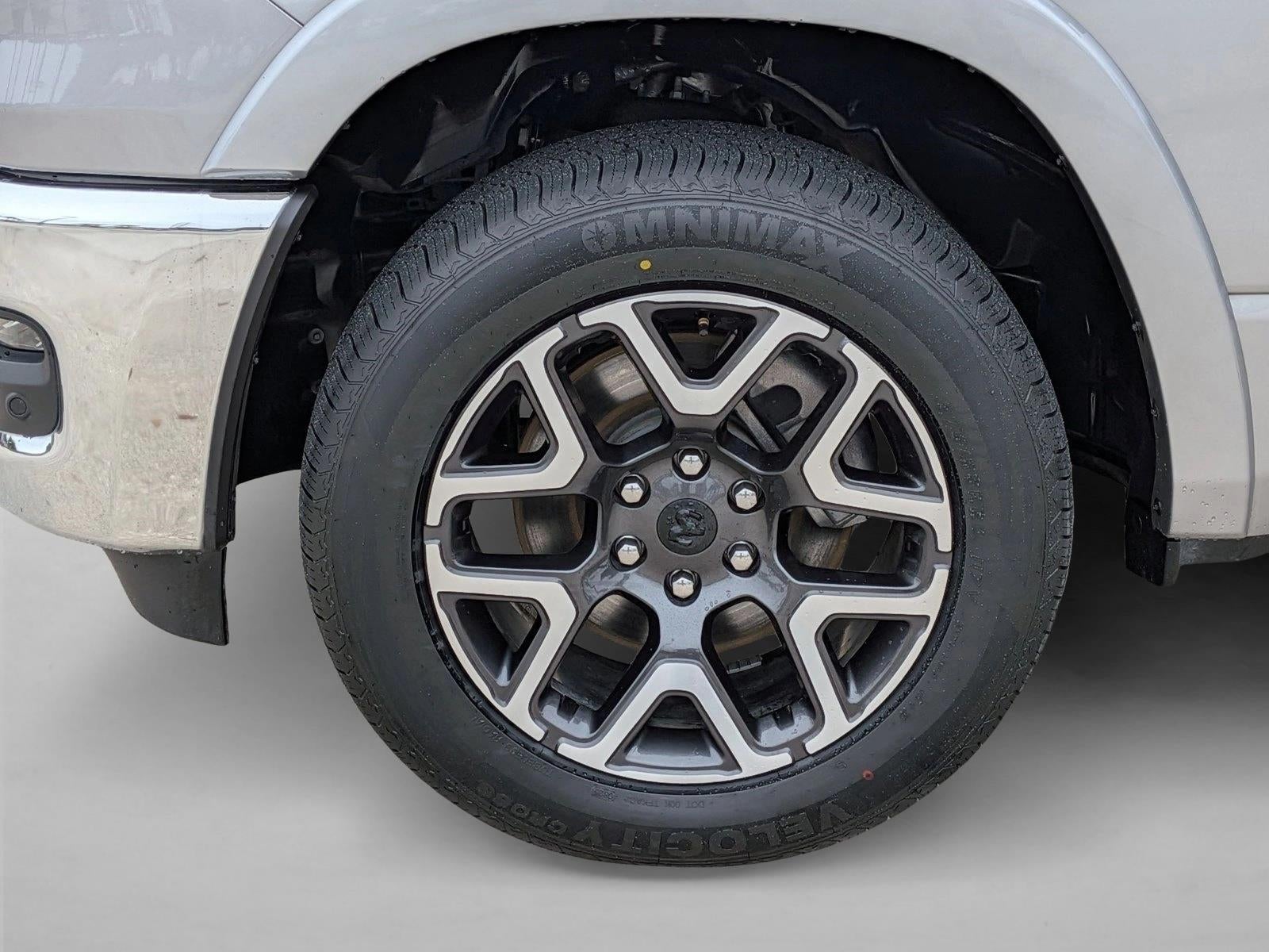 2025 RAM 1500 Laramie 4x4 Crew Cab 5'7" Box