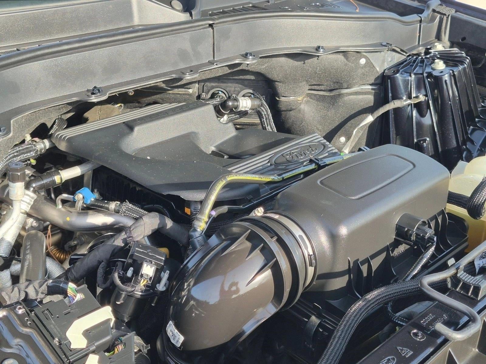 2020 Ford Explorer XLT RWD
