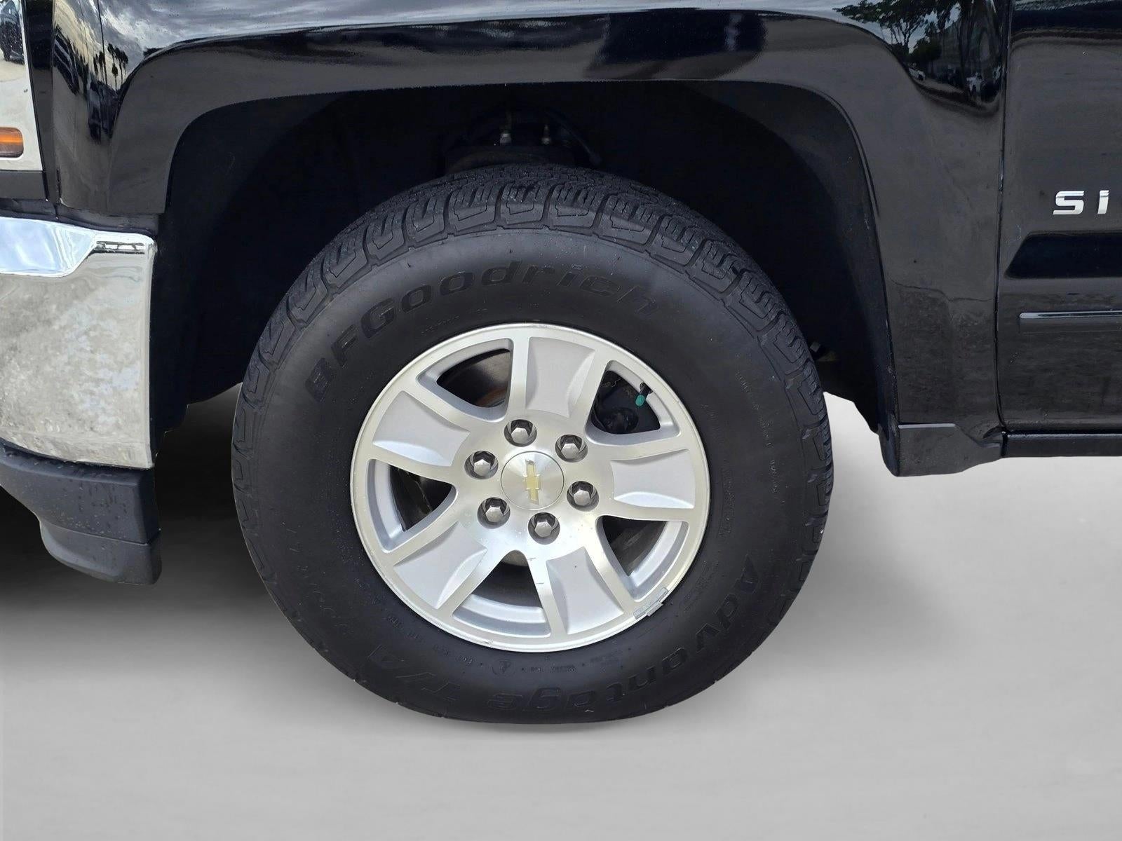 2018 Chevrolet Silverado 1500 Double Cab Standard Box 4-Wheel Drive LT