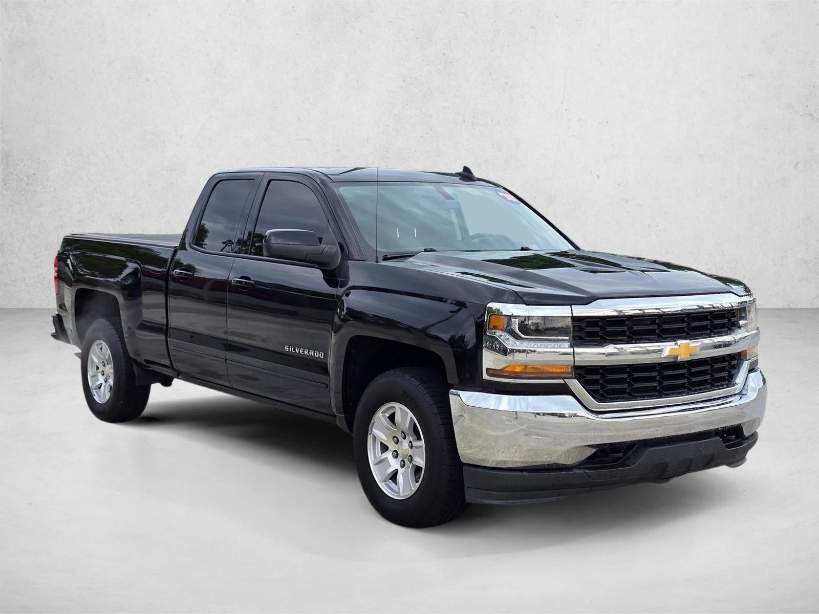 2018 Chevrolet Silverado 1500 Double Cab Standard Box 4-Wheel Drive LT