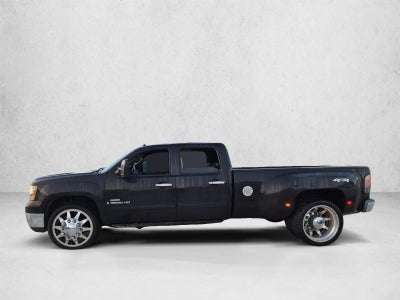 2008 GMC Sierra 3500HD 4WD Crew Cab Long Box DRW SLT
