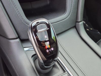 2025 Cadillac XT6 FWD 4dr Luxury