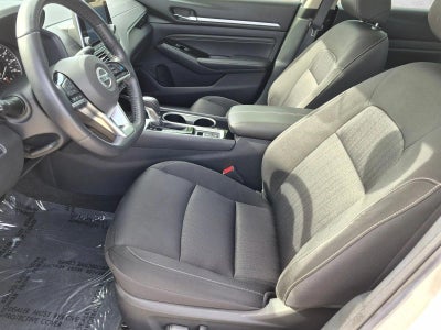 2020 Nissan Altima 2.5 SV Sedan