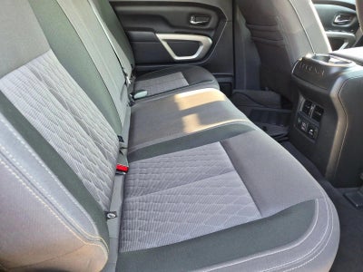 2020 Nissan Titan 4x4 Crew Cab SV