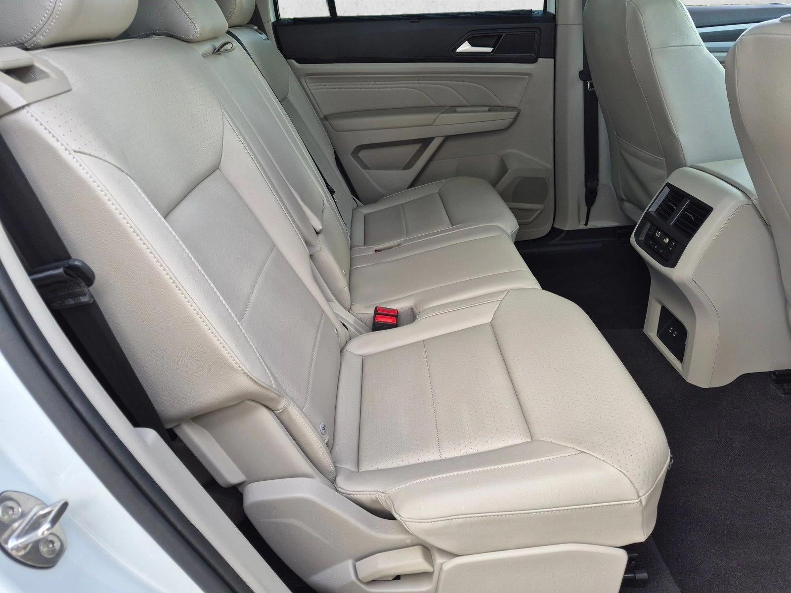 2022 Volkswagen Atlas 3.6L V6 SE w/Technology 4MOTION