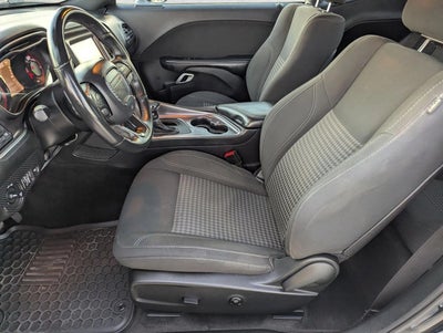 2016 Dodge Challenger 2dr Cpe SXT