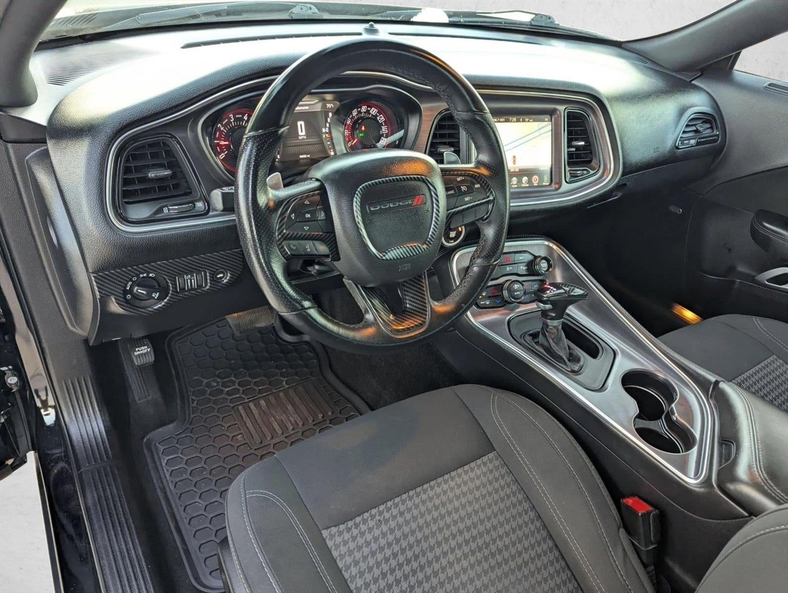 2016 Dodge Challenger 2dr Cpe SXT