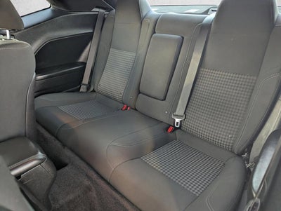 2016 Dodge Challenger 2dr Cpe SXT