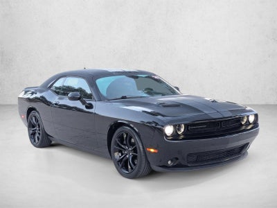 2016 Dodge Challenger 2dr Cpe SXT