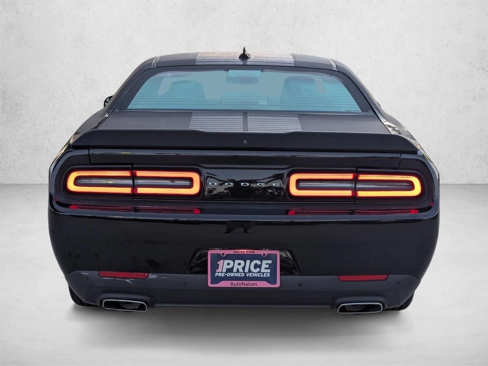 2016 Dodge Challenger 2dr Cpe SXT