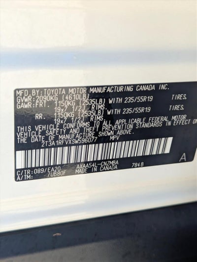 2025 Toyota RAV4 XLE Premium AWD (Natl)