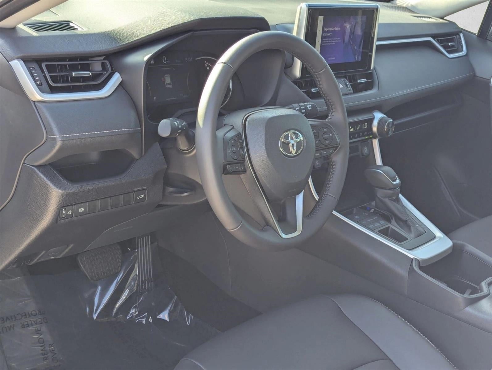 2025 Toyota RAV4 XLE Premium AWD (Natl)