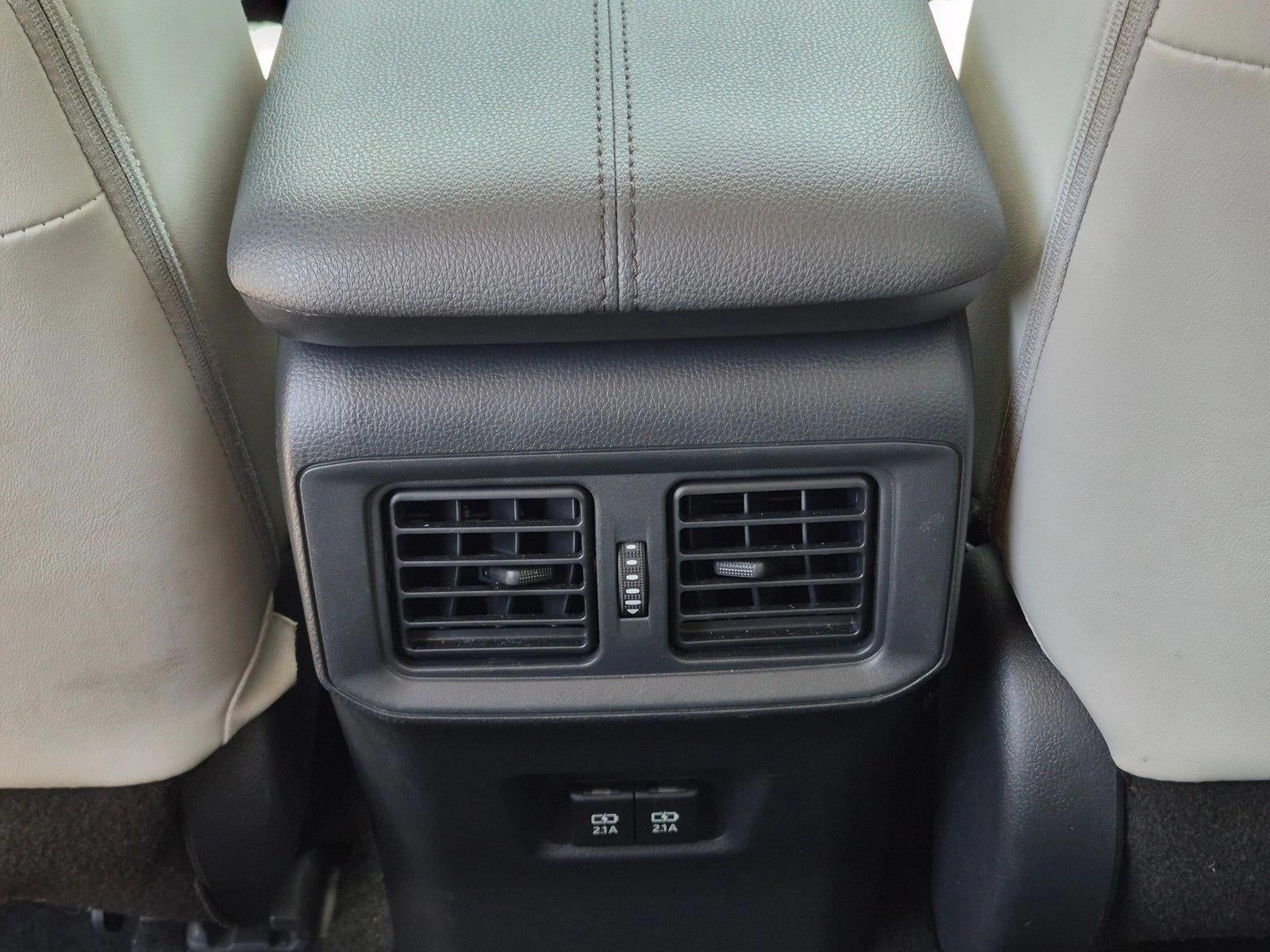 2019 Toyota RAV4 XLE Premium FWD (Natl)