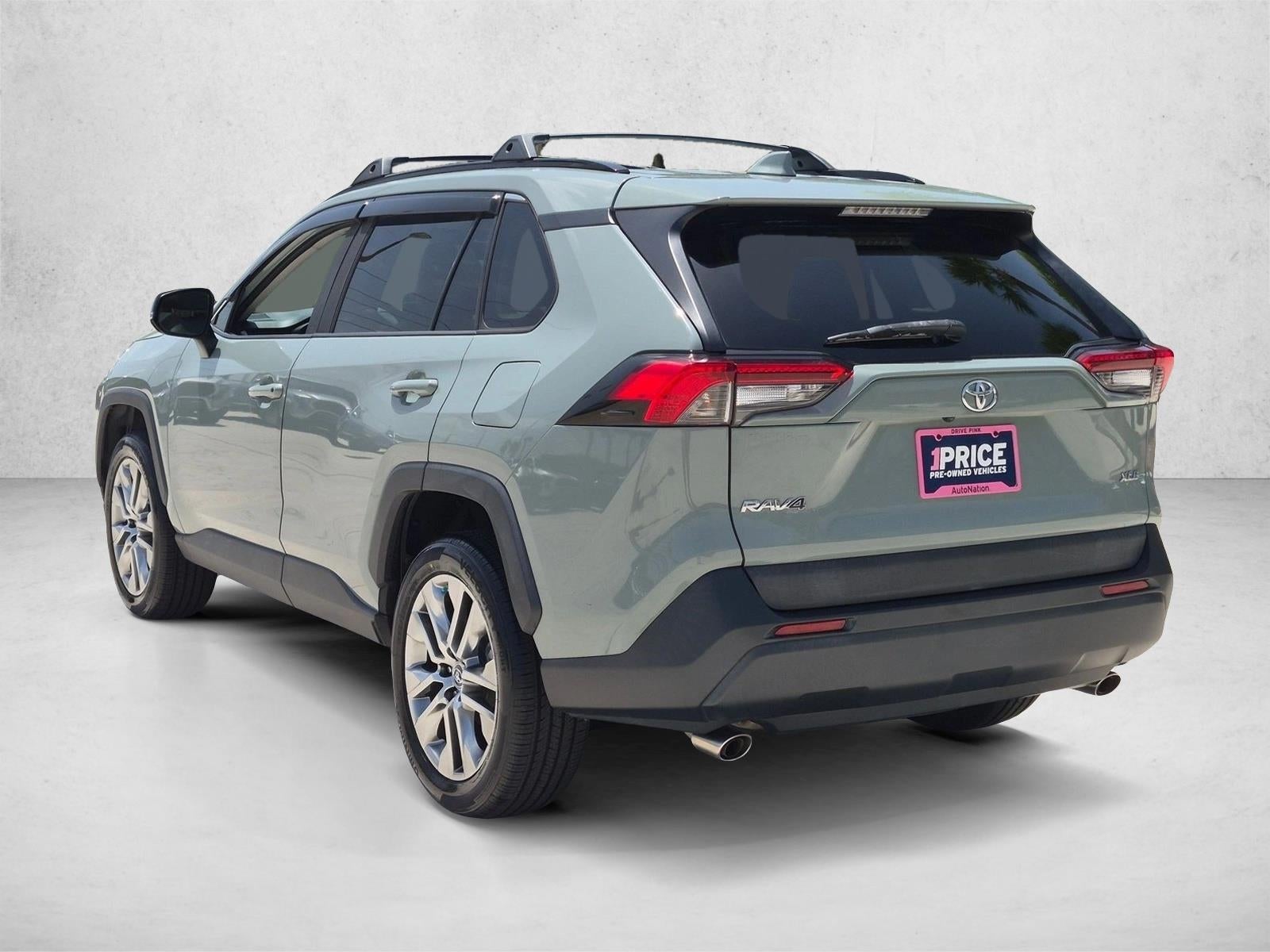 2019 Toyota RAV4 XLE Premium FWD (Natl)