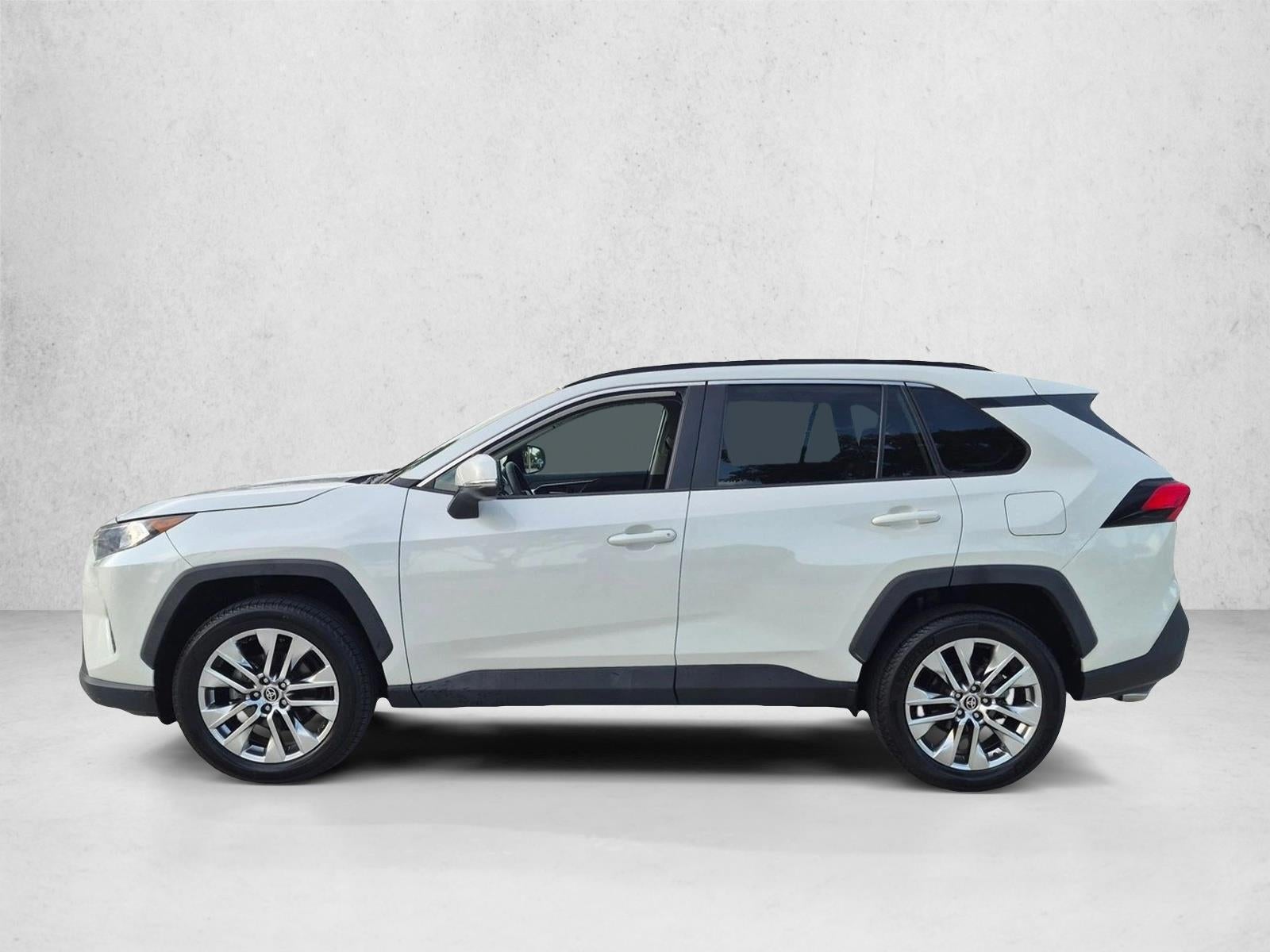 2021 Toyota RAV4 XLE Premium FWD (Natl)