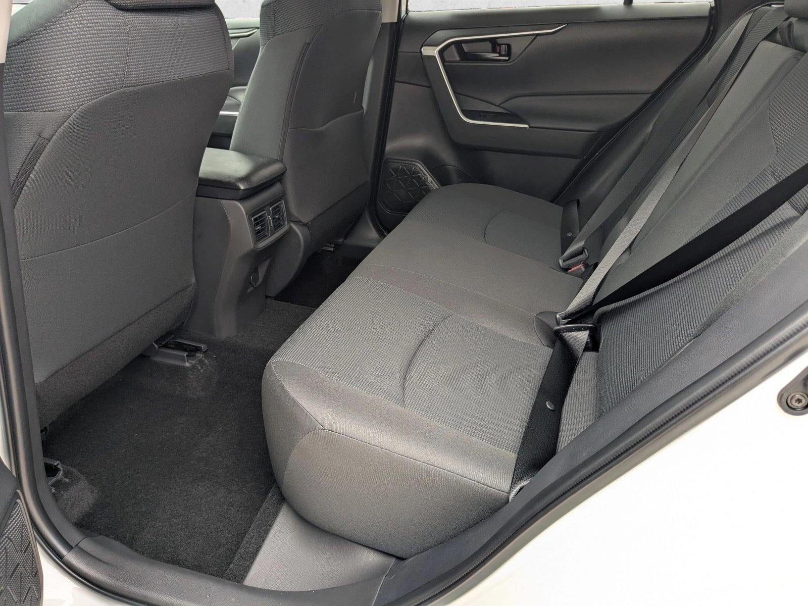 2025 Toyota RAV4 LE AWD (Natl)