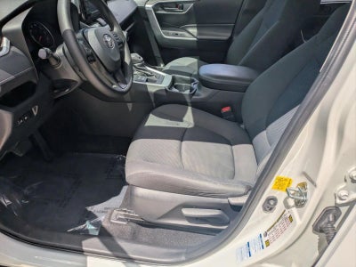 2020 Toyota RAV4 LE AWD (Natl)