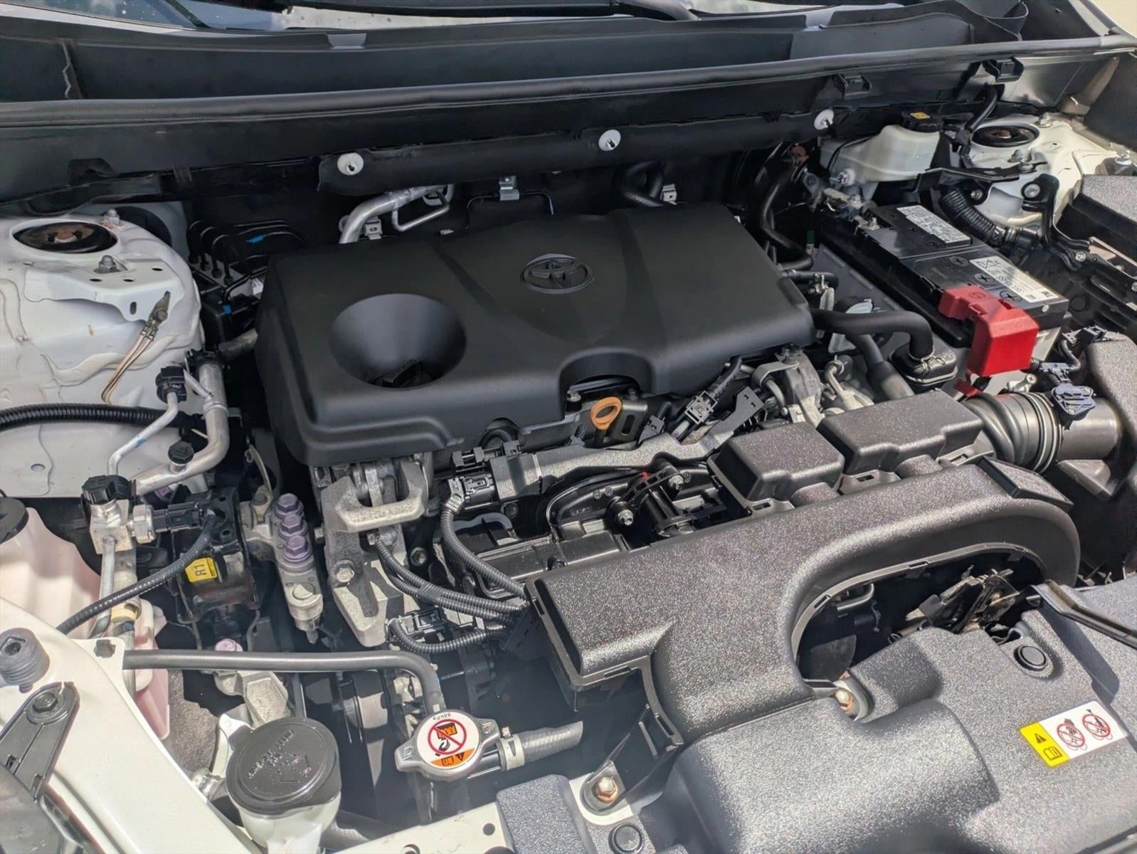 2020 Toyota RAV4 LE AWD (Natl)