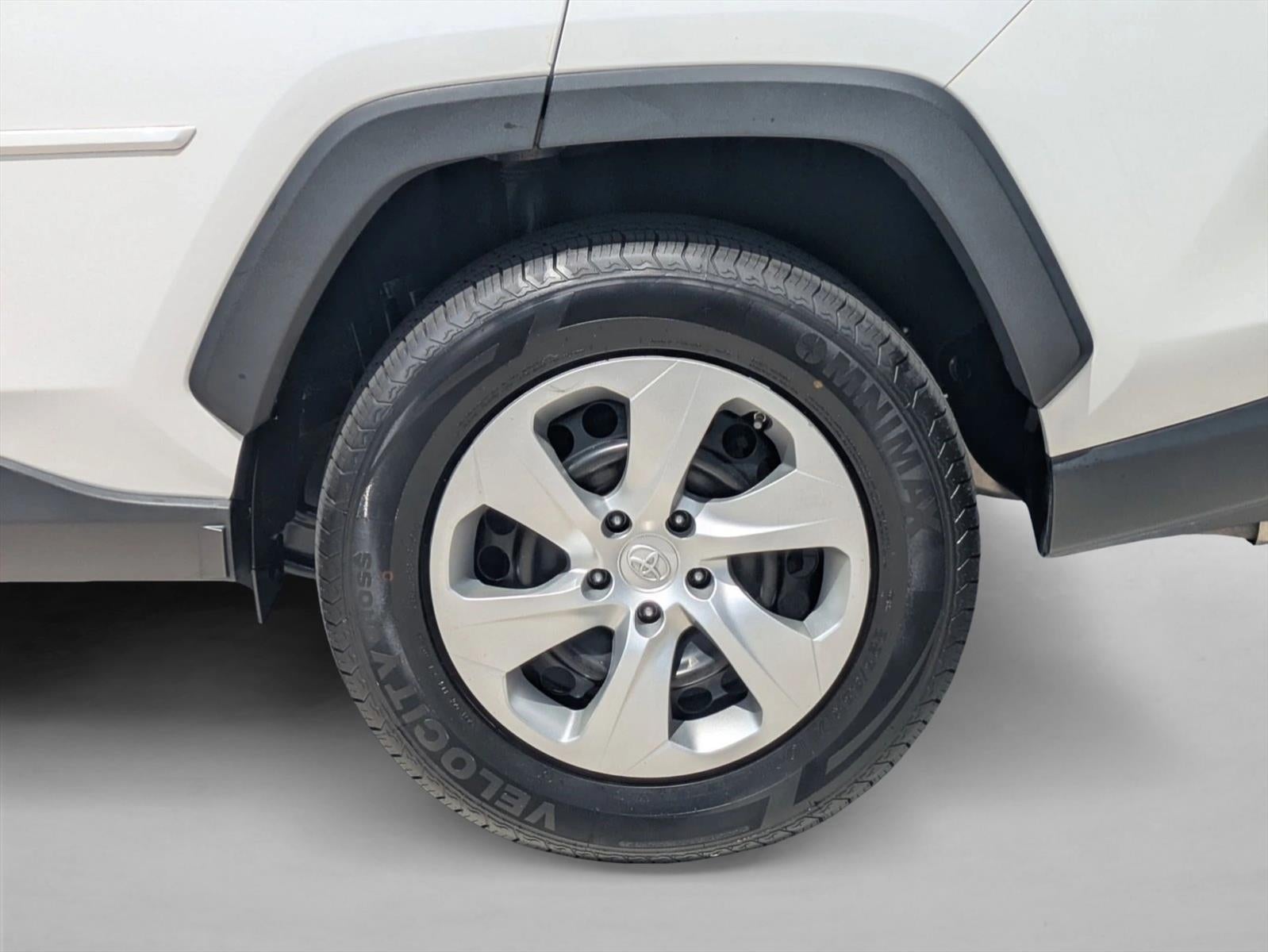 2020 Toyota RAV4 LE AWD (Natl)