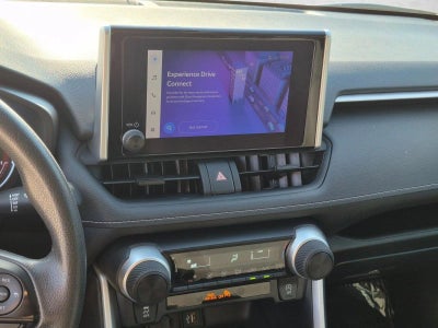 2024 Toyota RAV4 LE FWD (GS)
