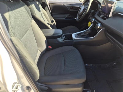 2024 Toyota RAV4 LE FWD (GS)