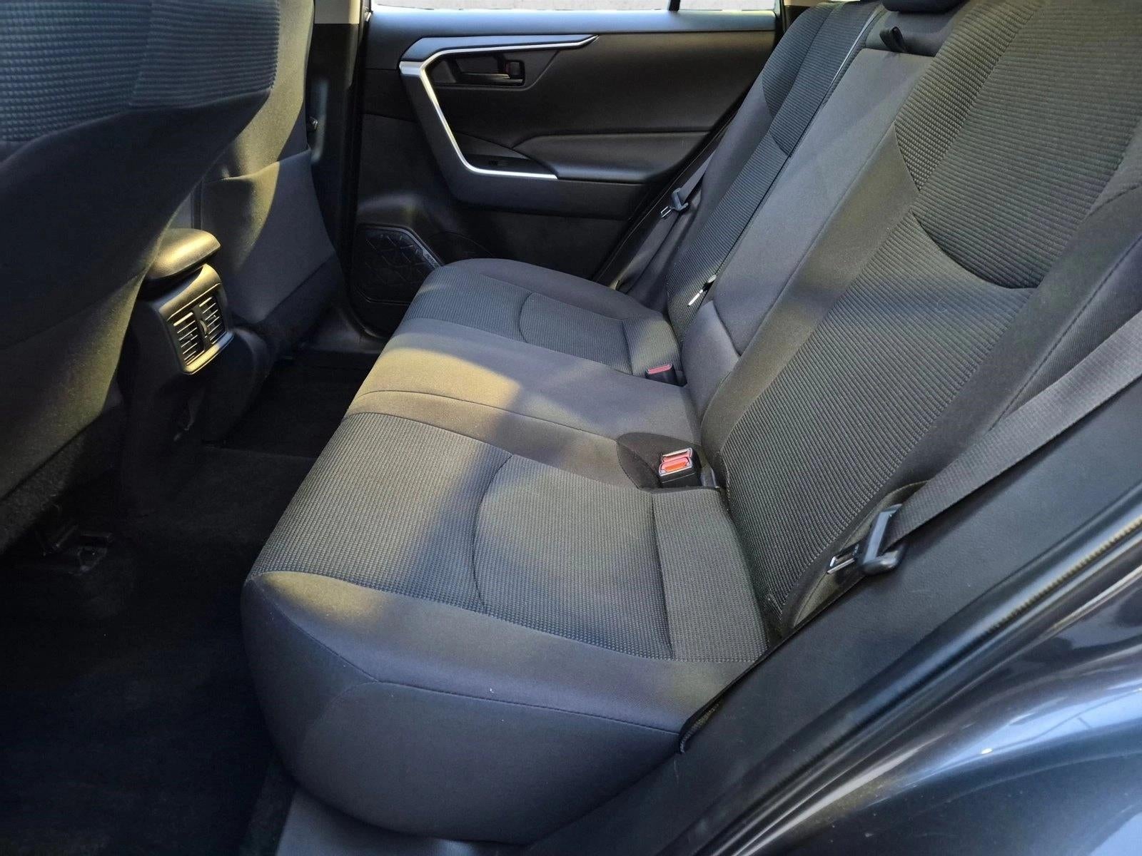 2025 Toyota RAV4 LE FWD (GS)