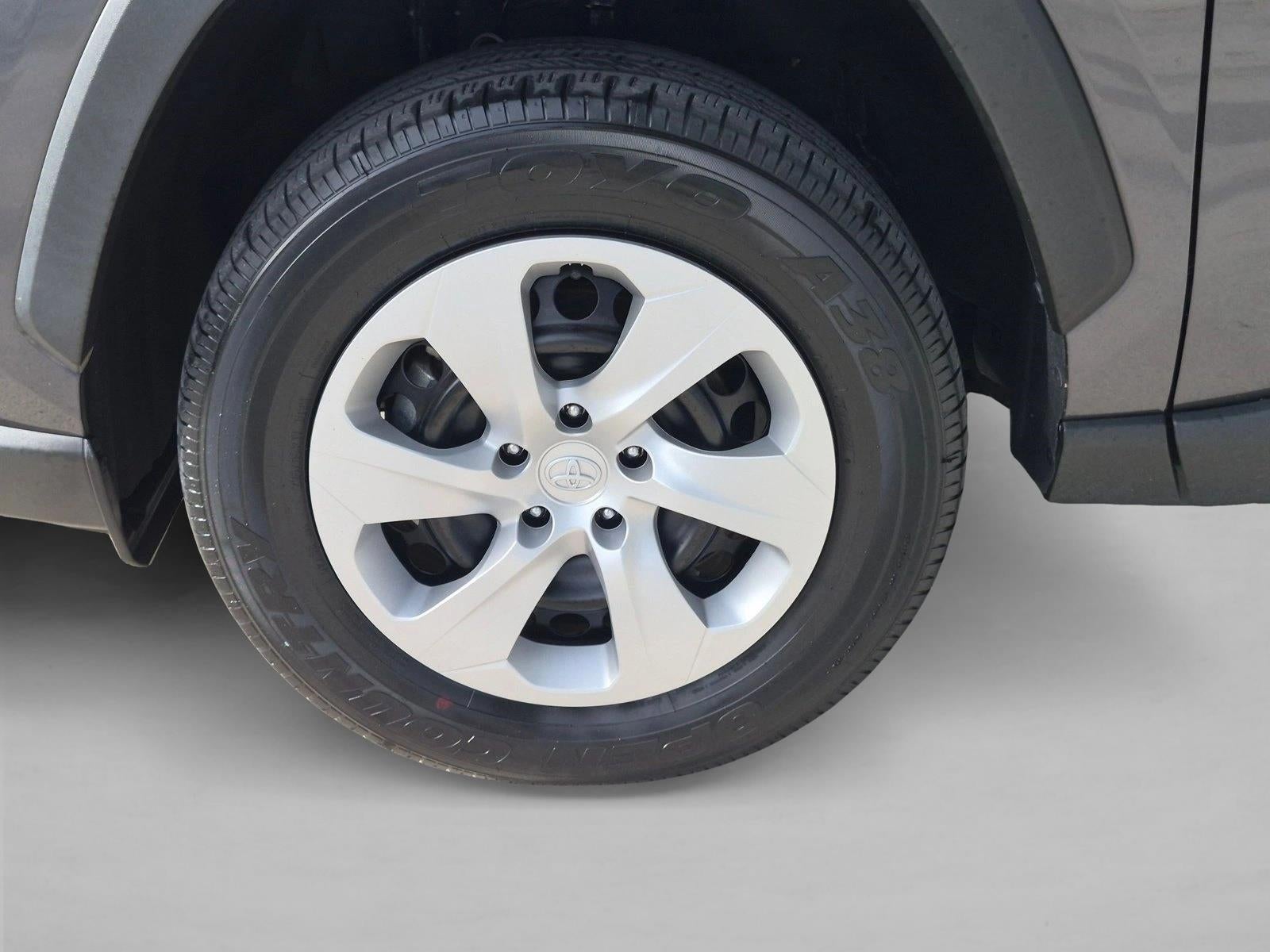 2024 Toyota RAV4 LE FWD (GS)