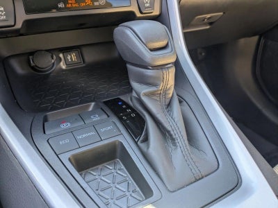 2025 Toyota RAV4 LE FWD (GS)