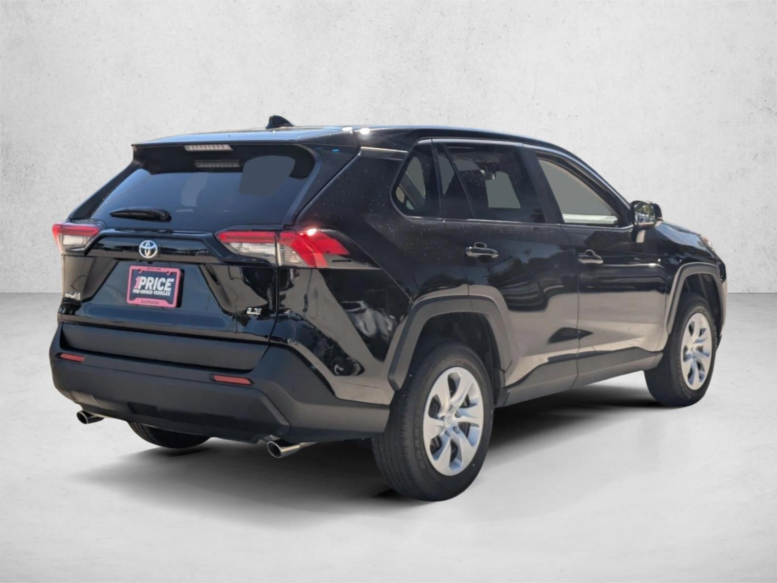 2025 Toyota RAV4 LE FWD (GS)