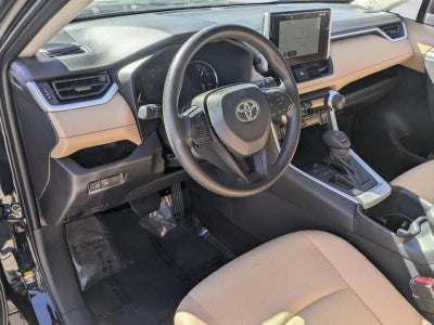 2025 Toyota RAV4 LE FWD (GS)
