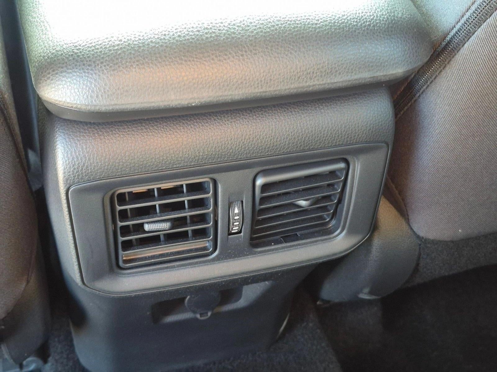 2024 Toyota RAV4 LE FWD (GS)