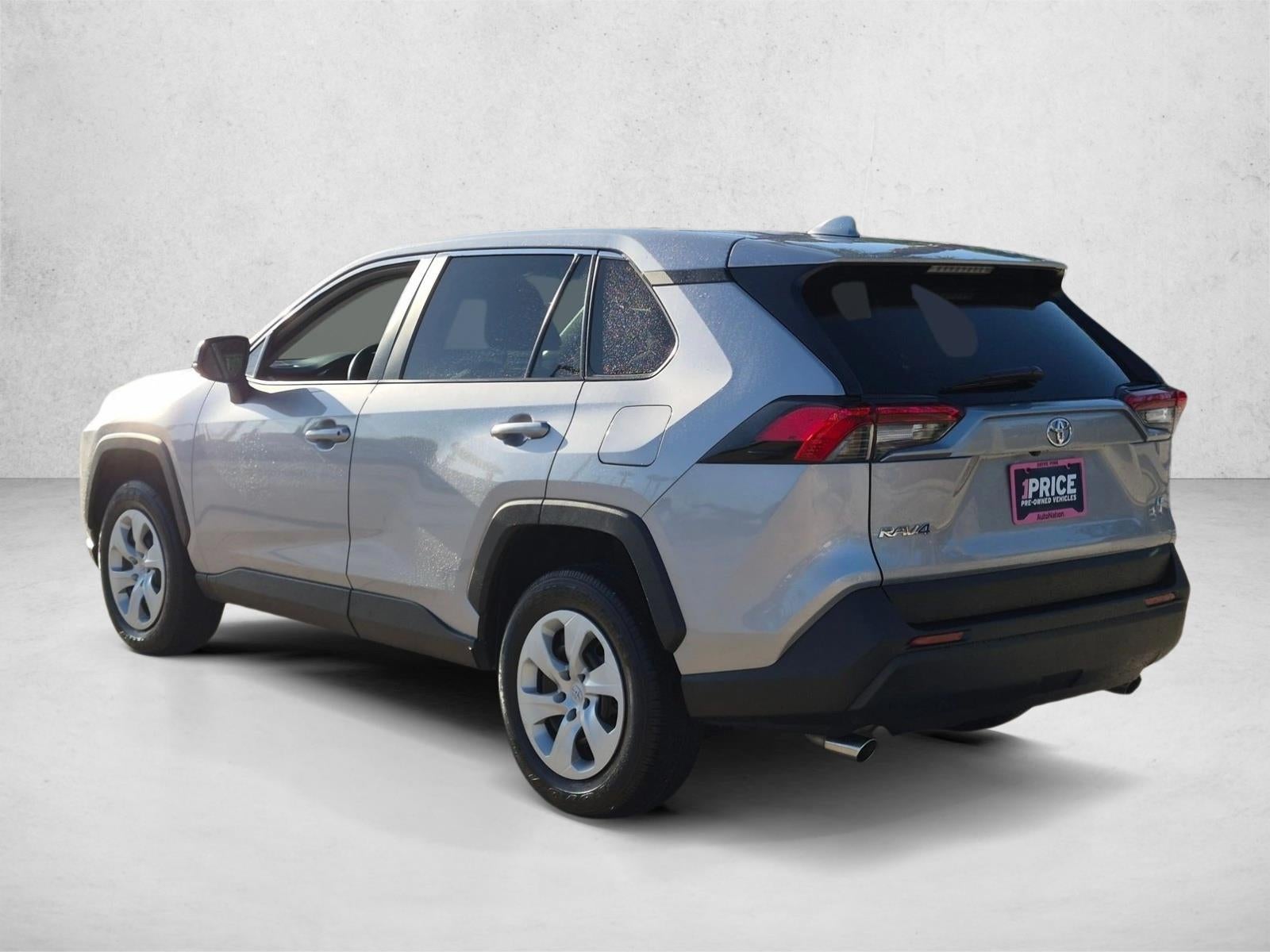 2024 Toyota RAV4 LE FWD (GS)
