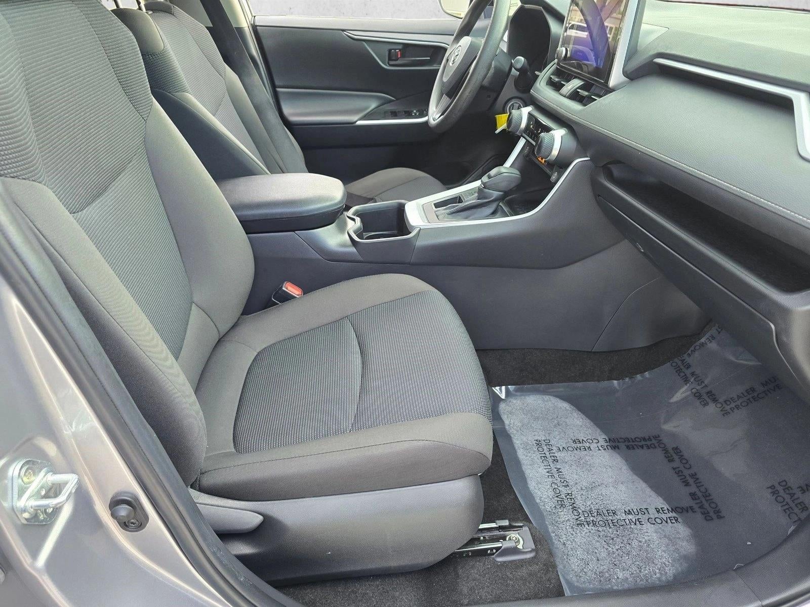 2024 Toyota RAV4 LE FWD (GS)