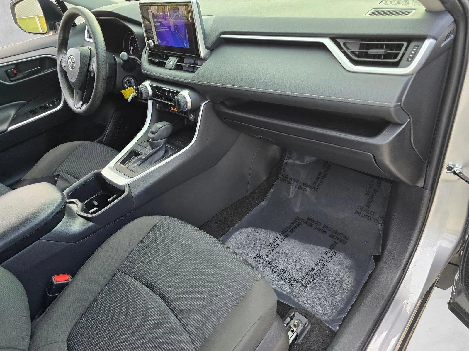 2024 Toyota RAV4 LE FWD (GS)