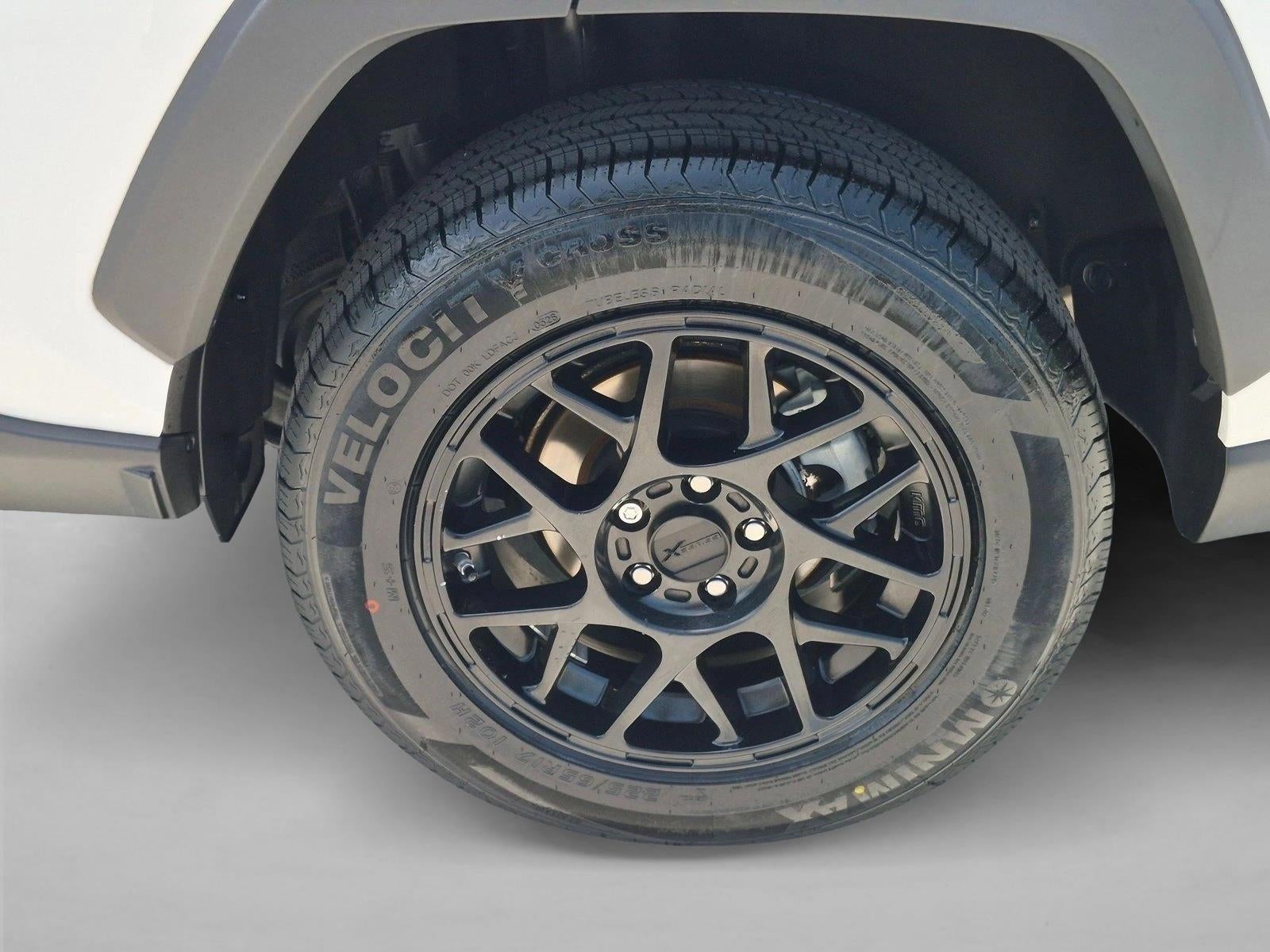 2022 Toyota RAV4 XLE FWD (GS)