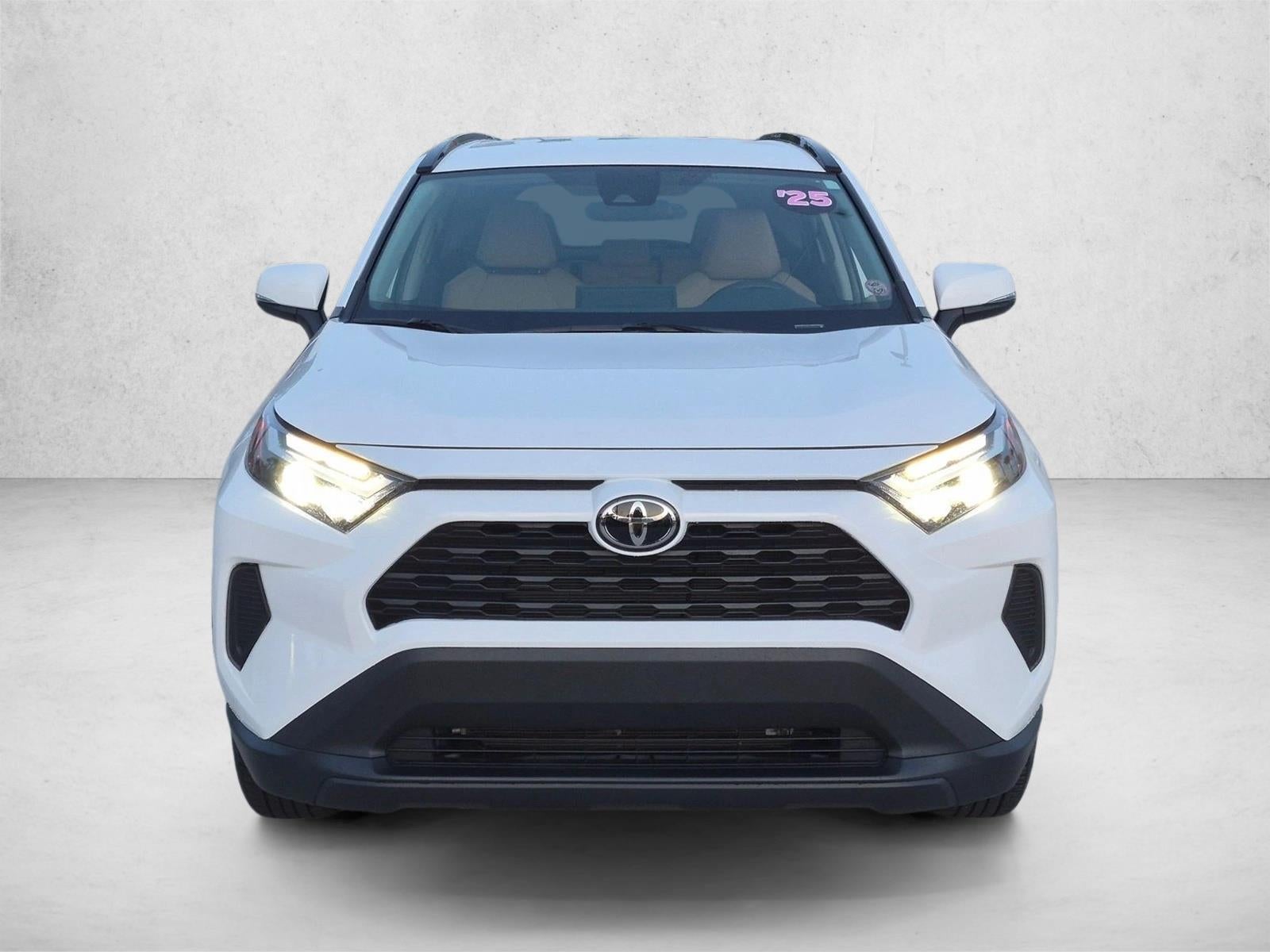 2025 Toyota RAV4 XLE FWD (Natl)
