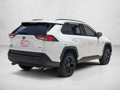 2025 Toyota RAV4 XLE FWD (GS)