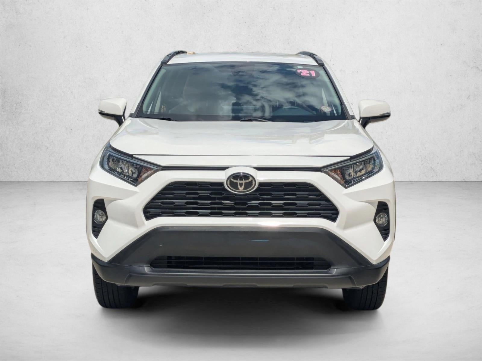 2021 Toyota RAV4 XLE FWD (GS)