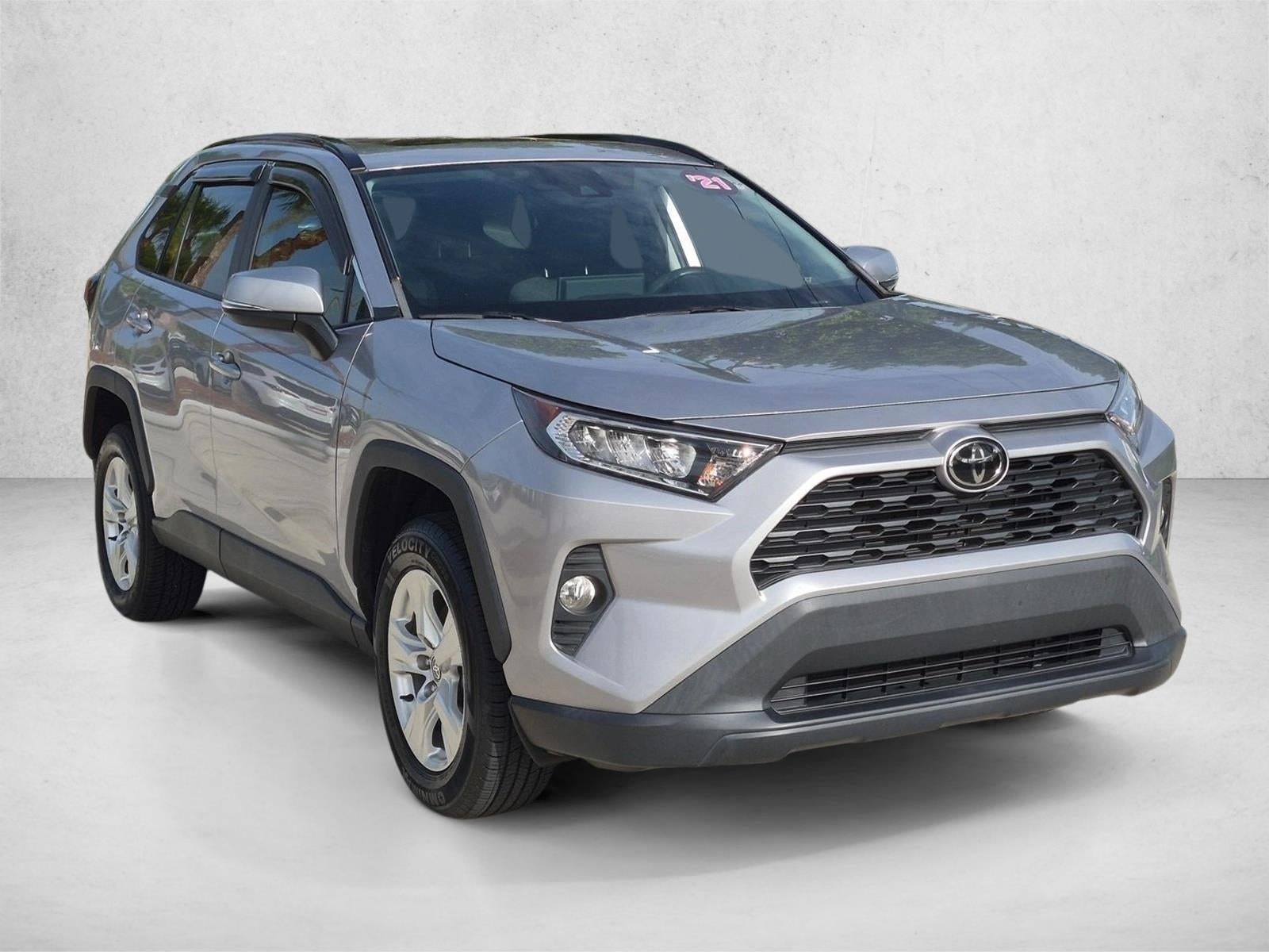 2021 Toyota RAV4 XLE FWD (GS)