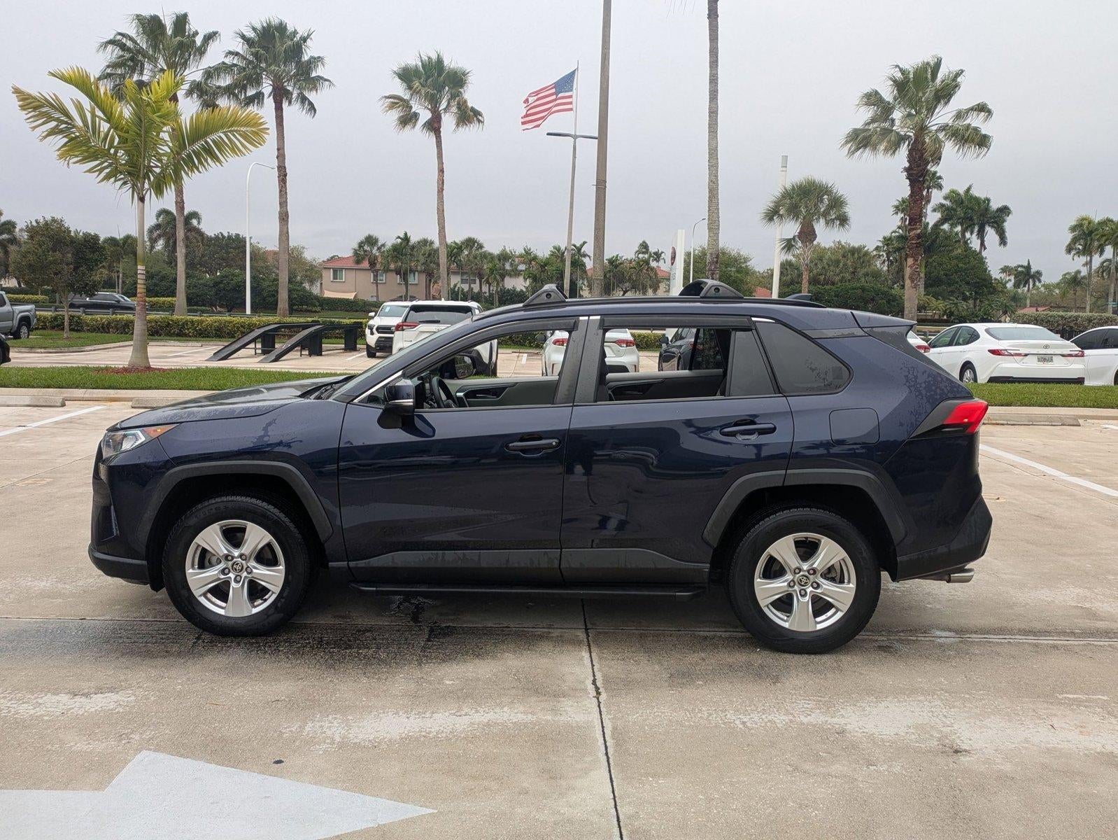 2021 Toyota RAV4 XLE FWD (GS)