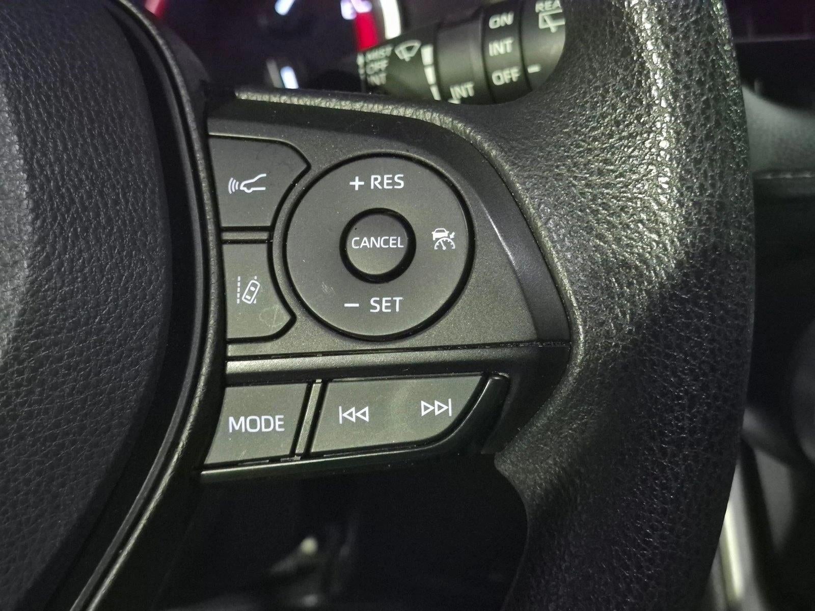 2024 Toyota RAV4 XLE FWD (Natl)
