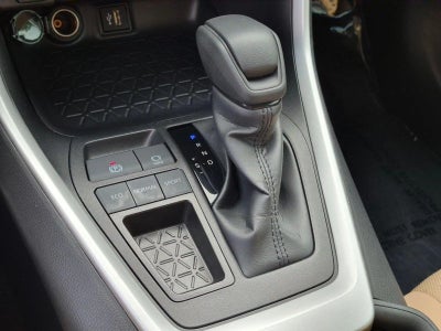 2025 Toyota RAV4 XLE FWD (Natl)