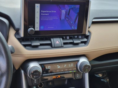 2025 Toyota RAV4 XLE FWD (Natl)