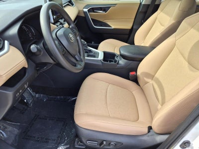 2025 Toyota RAV4 XLE FWD (Natl)