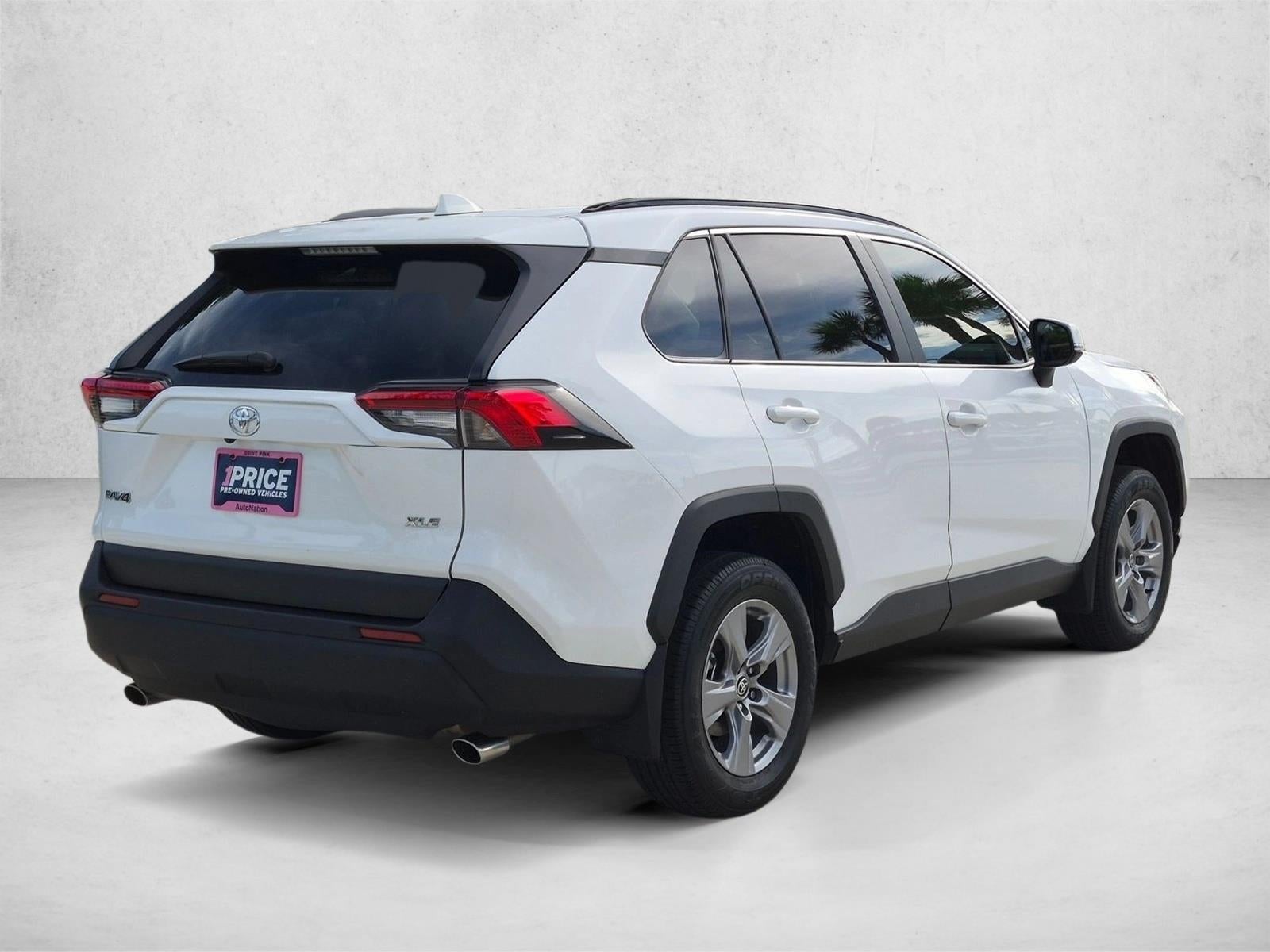 2025 Toyota RAV4 XLE FWD (Natl)