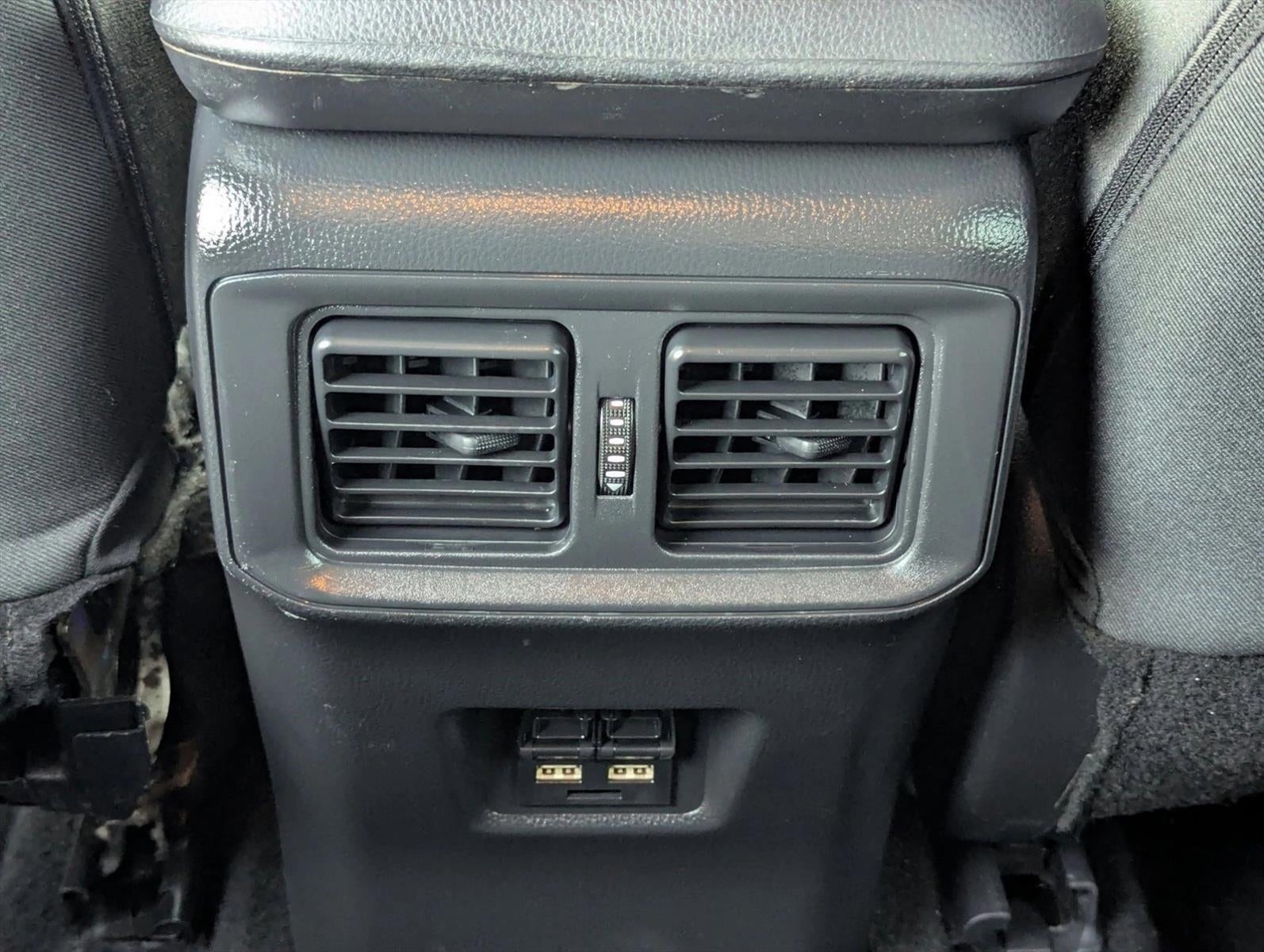 2021 Toyota RAV4 XLE FWD (GS)