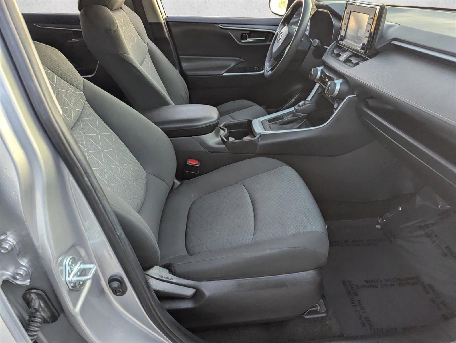 2021 Toyota RAV4 XLE FWD (GS)