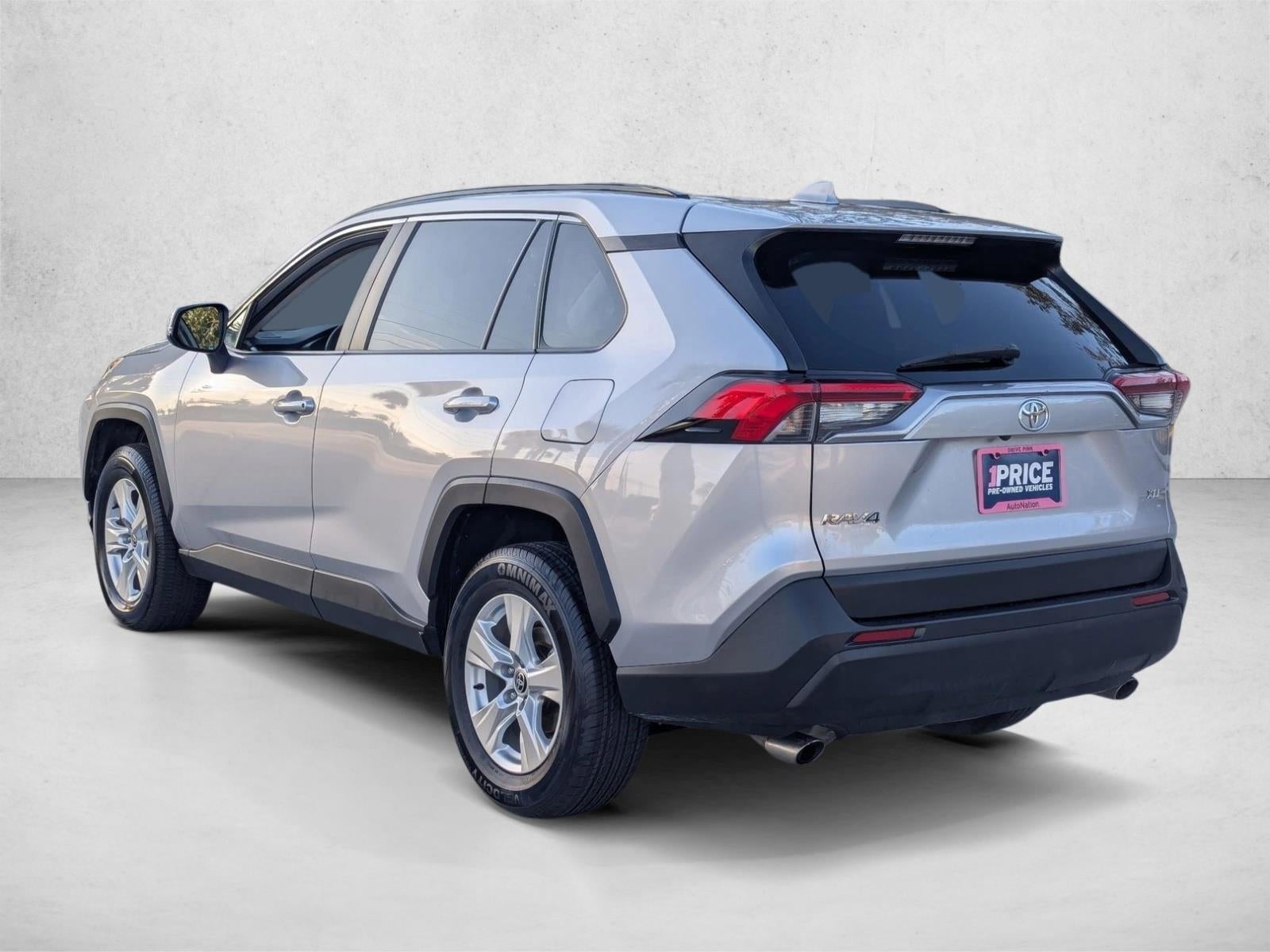 2021 Toyota RAV4 XLE FWD (GS)