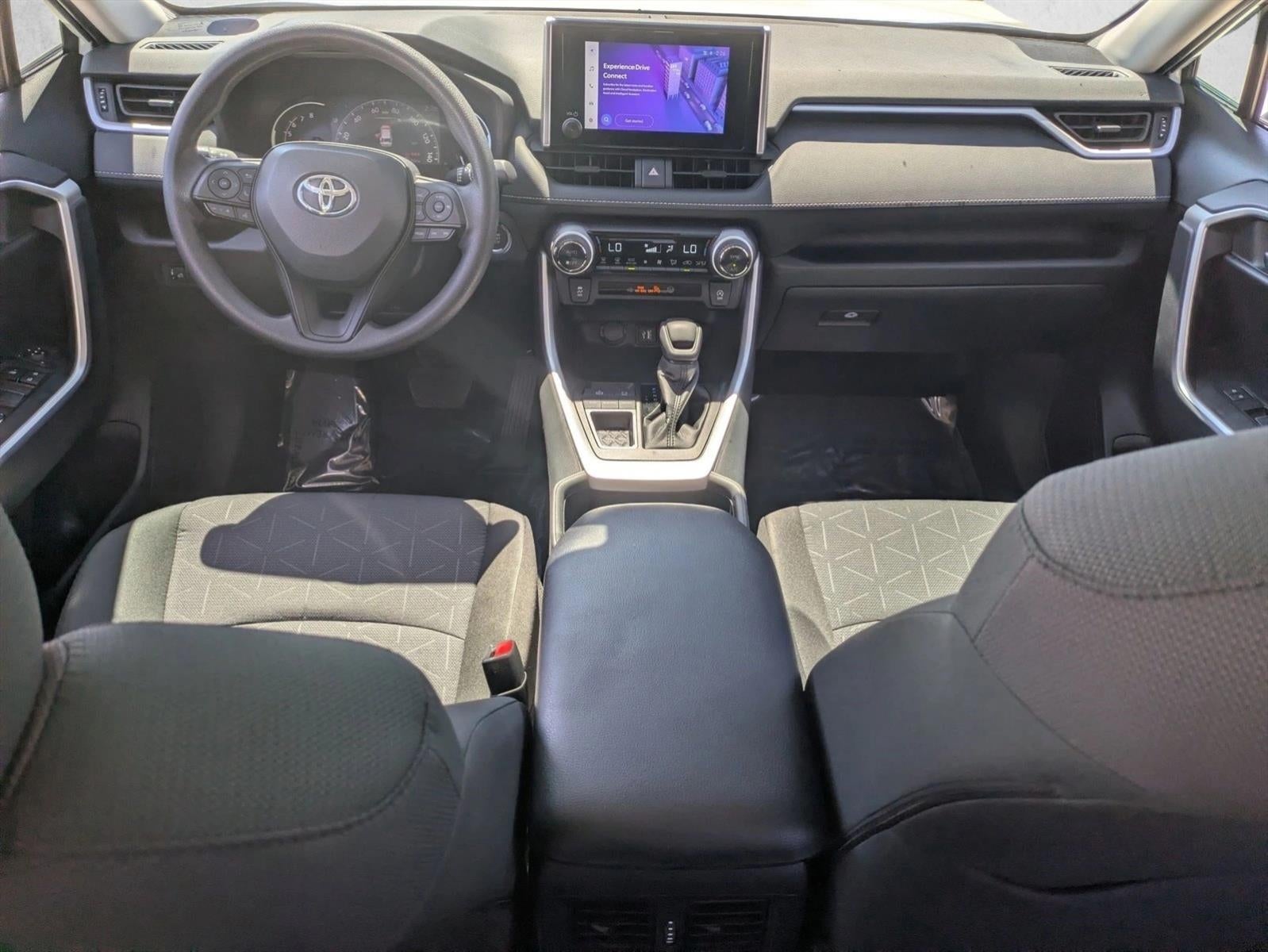 2024 Toyota RAV4 XLE FWD (Natl)